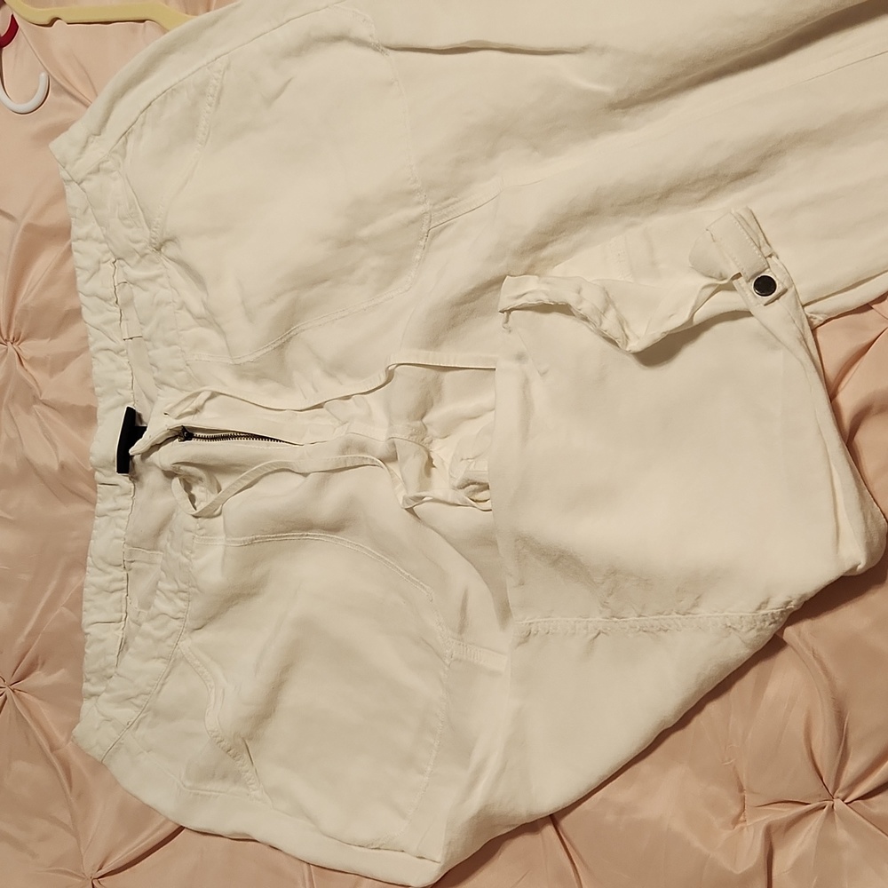 EUC Lane Bryant Capri pants